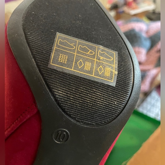 Get out!!!! Journee Collection did it again!  This is a staple heel !!​ - Picture 8 of 10